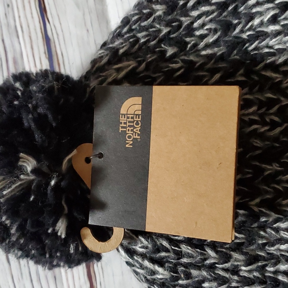 🆕️ THE NORTH FACE COZY CHUNKY BEANIE - Picture 10 of 12